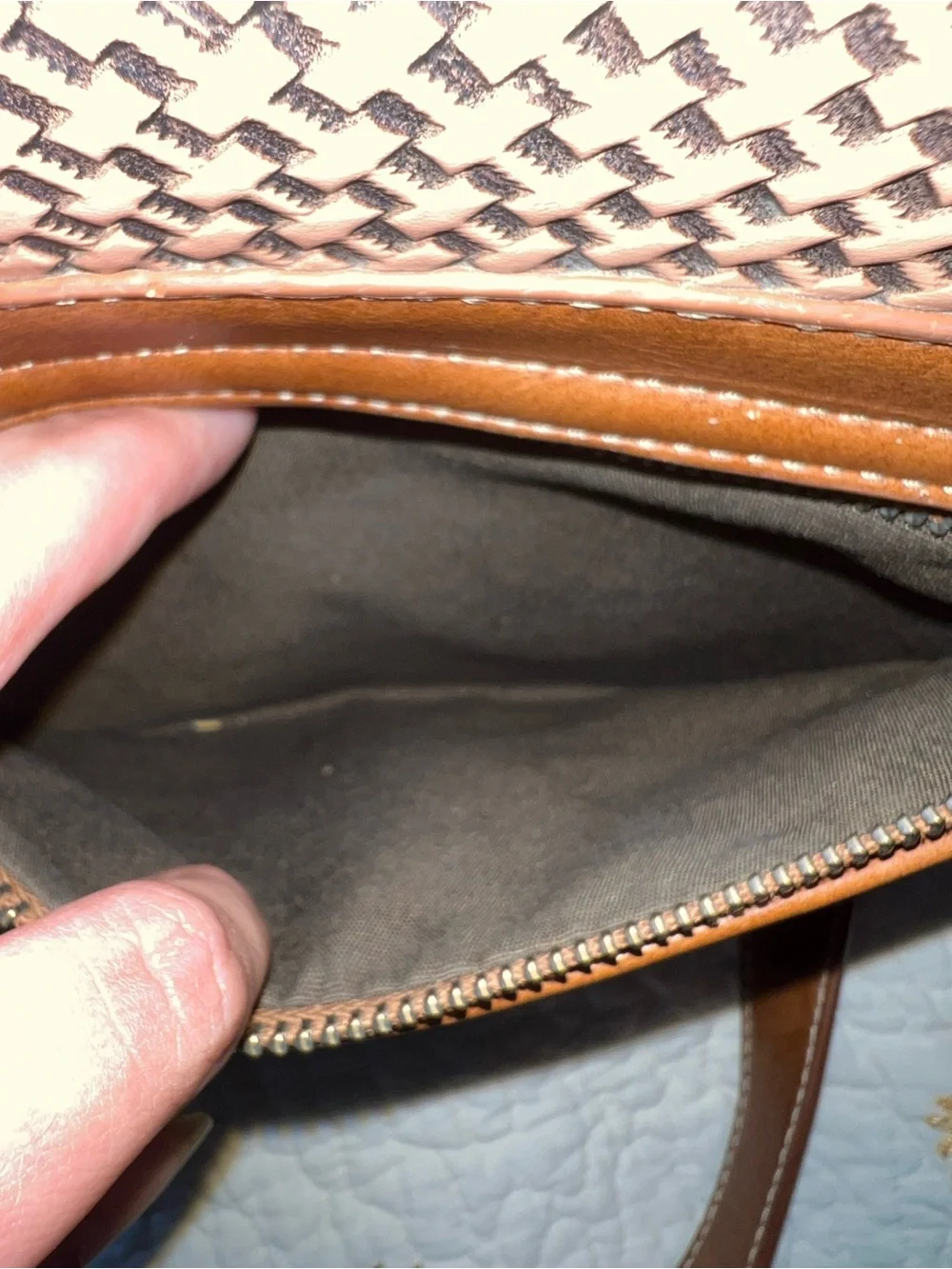 Trinity Ranch Brown Cowhide Lining Leather Studded Crossbody Bag Western - Picture 11 of 15